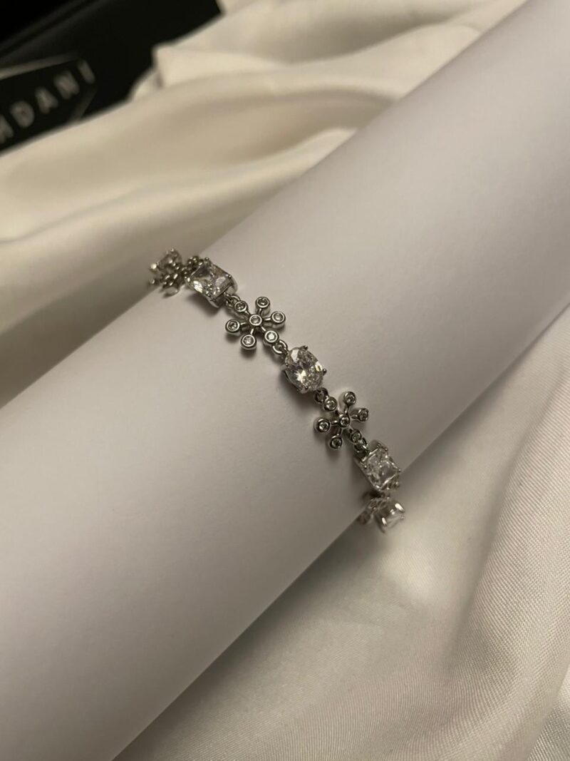 CRYSTAL FROST